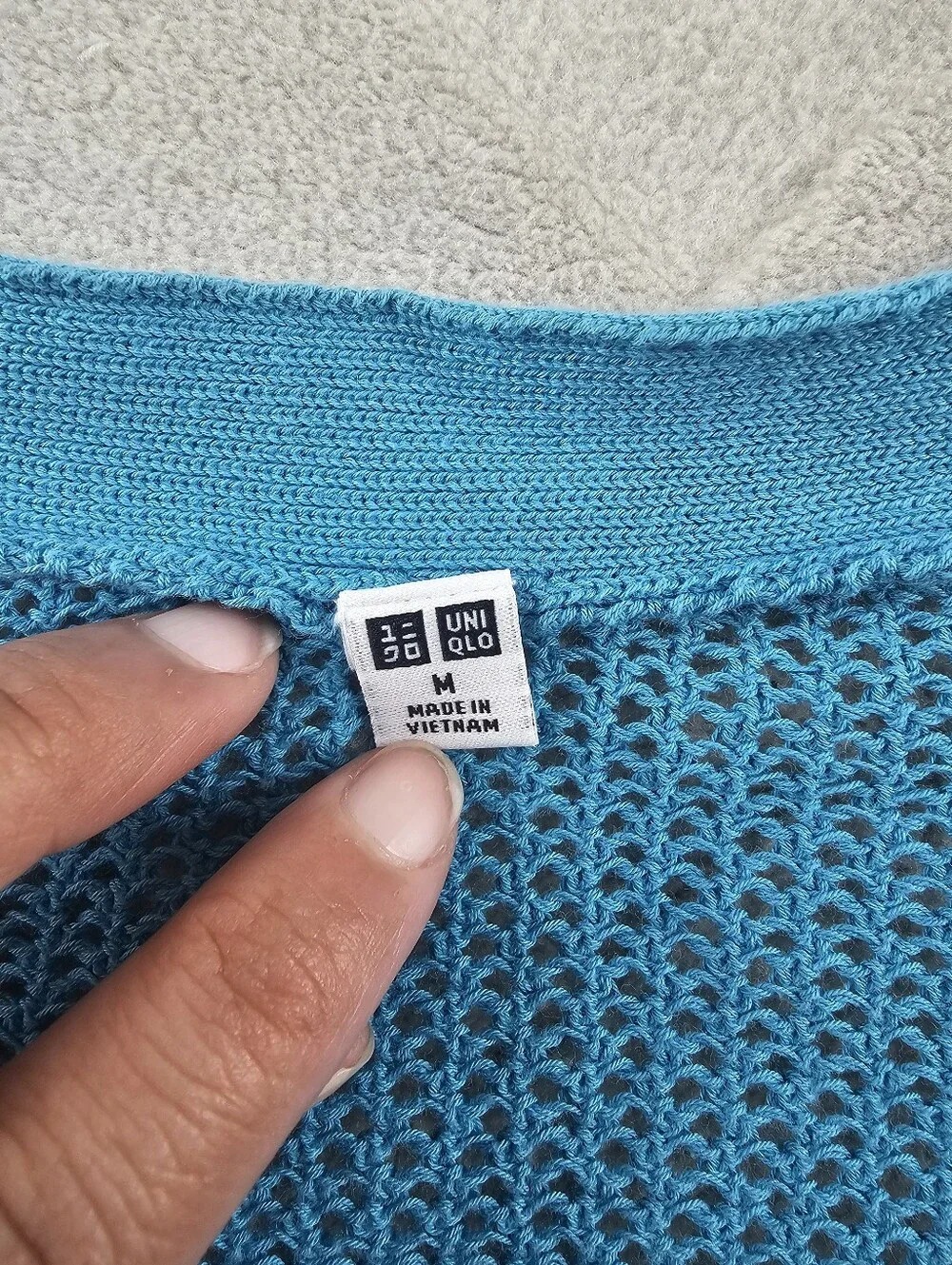 Uniqlo Open Knit Cardigan Sweater Womens Medium Blue Button Up Oversized